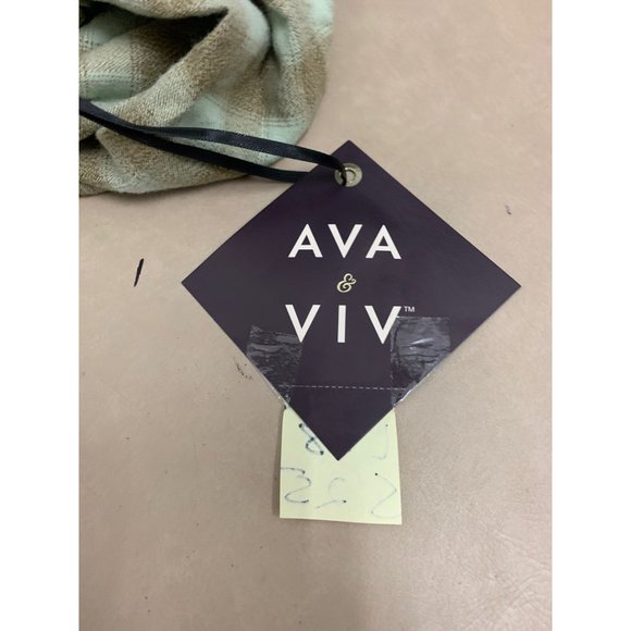 Womens Plus Size Plaid Crewneck Balloon Long Sleeve Flannel Blouse Ava & Viv Gre - Picture 6 of 8